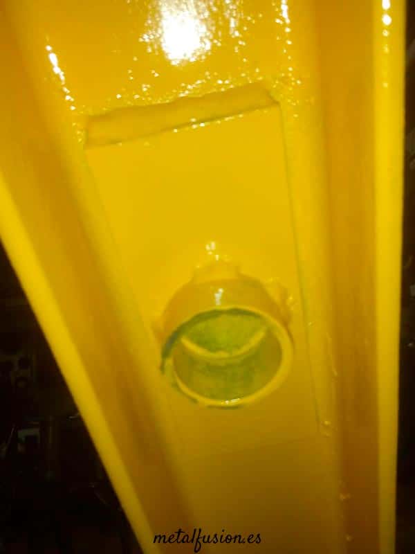 parte interna de la placa superior de la prensa